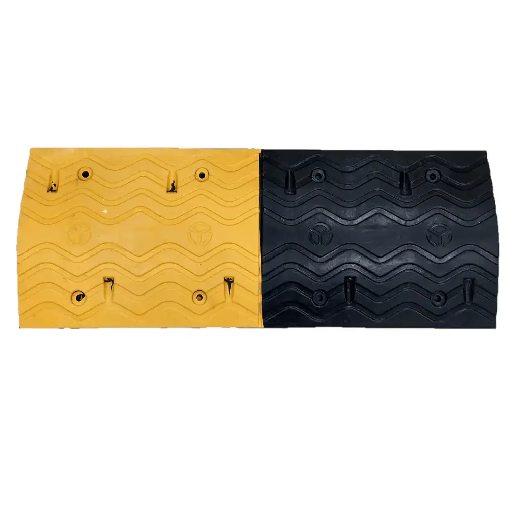 SAFETYWARE Rubber Speed Hump